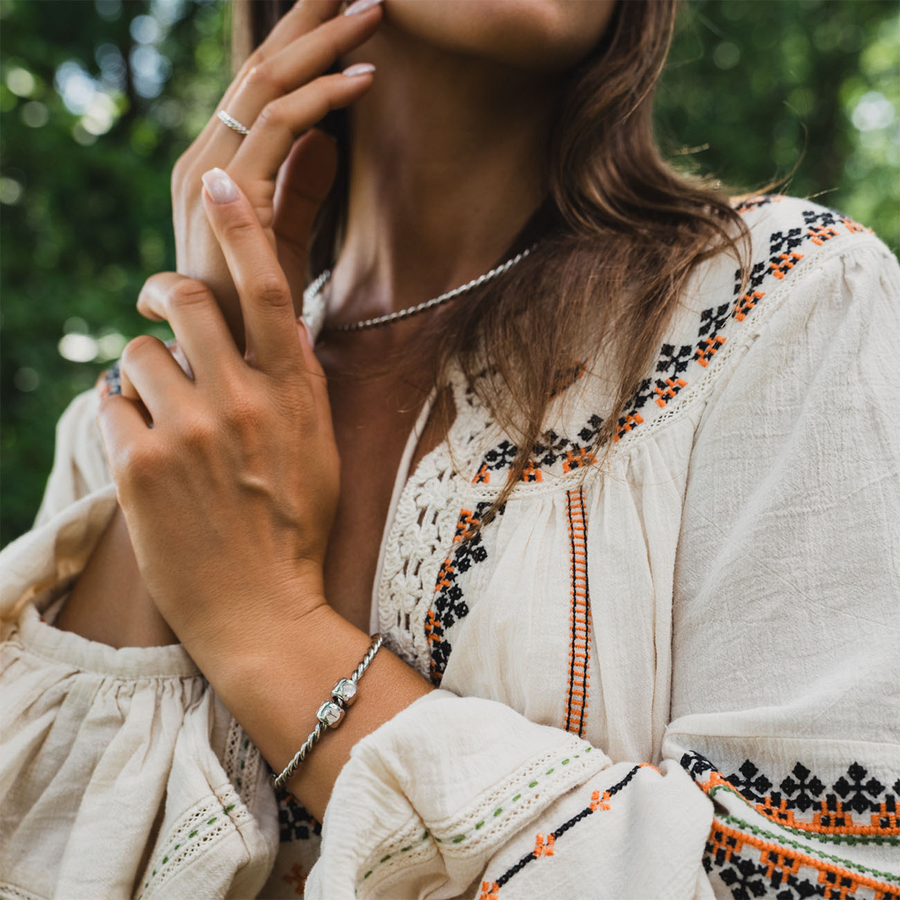 Charms z runą Algiz (ᛉ) Srebrny – amulet ochrony i intuicji - Mosiądz