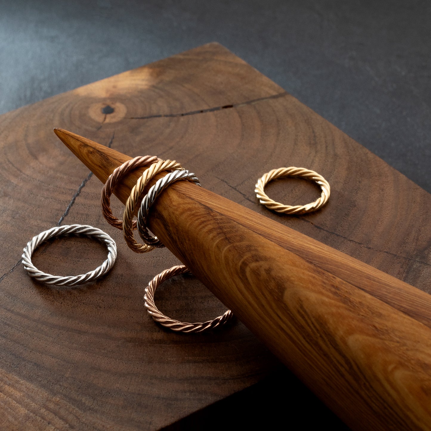 Koperen tensorring in zilverkleur - Beschermende amulet